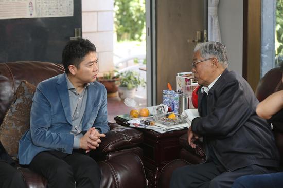 ��ǿ�������ϰݻ���ʱ�� ˫�������ҳ�չ������